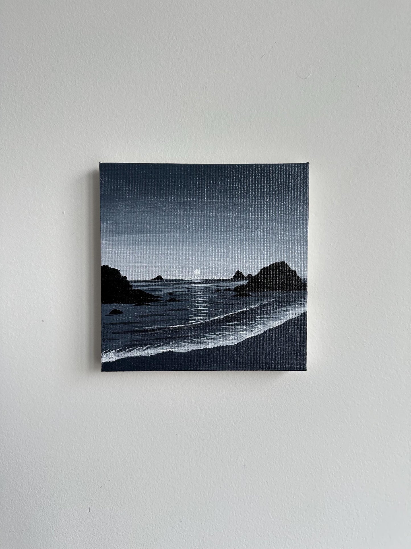 Hand-Painted Ocean Sunset: Payne's Gray Acrylic Seascape (3"x5")